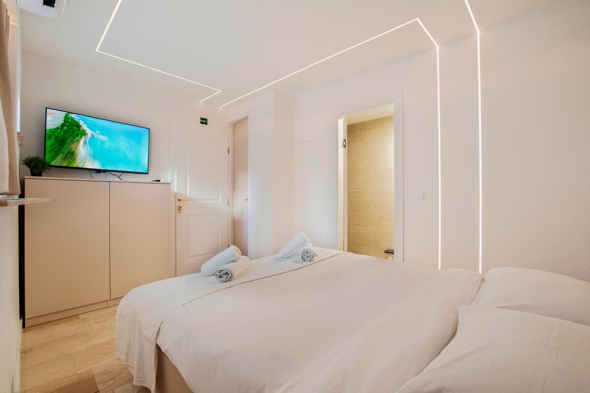 Style Rooms Split Exterior foto